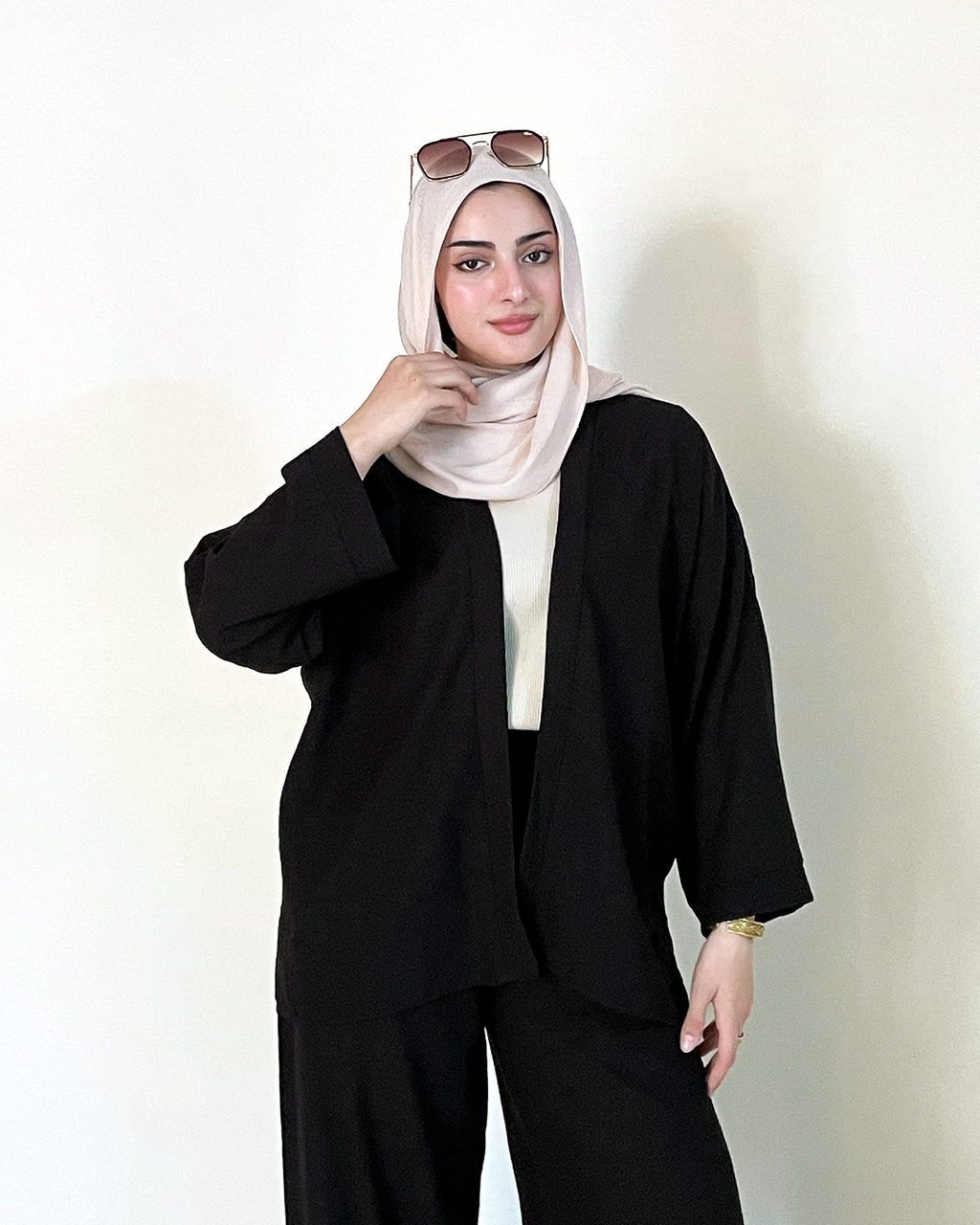 Alina linen set in black color
